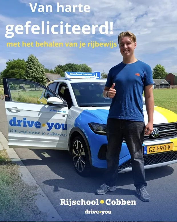 Geslaagde leerling bij Rijschool Cobben
